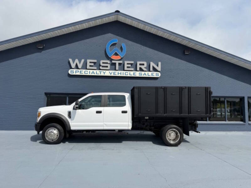 ford f-450 super duty chassis cab 2018 1FD0W4GY8JEC22075 image ford f-450 super duty chassis cab 2018 1FD0W4GY8JEC22075 image